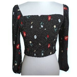 ABERCROMBIE & FITCH SMOCKED BLACK FLORAL WHITE POLKA-DOT CROP TOP SZ.XS EUC.